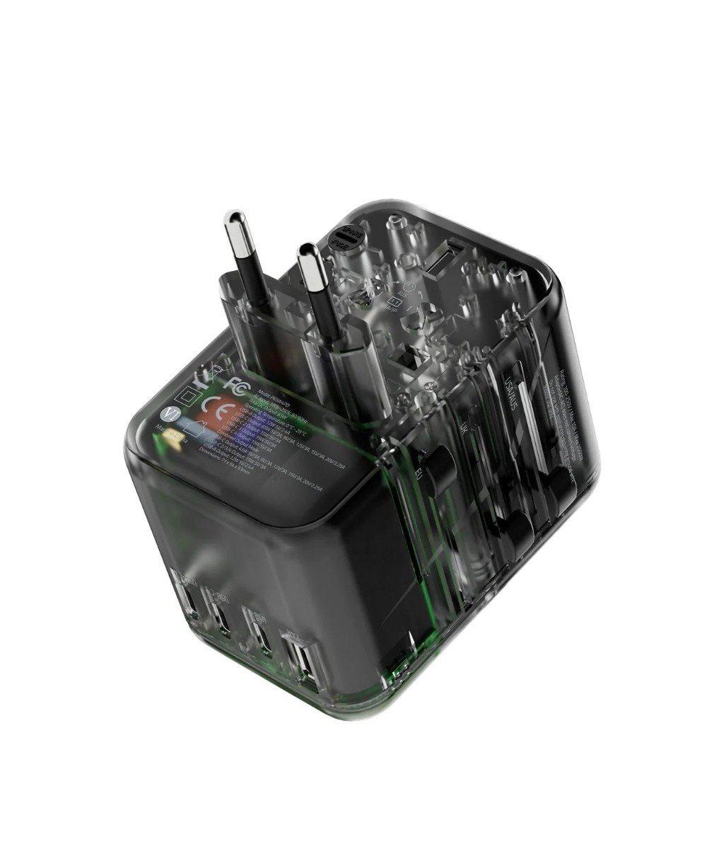 Powerology Universal Multi-Port Travel Adapter with 4 Type-C — image 3