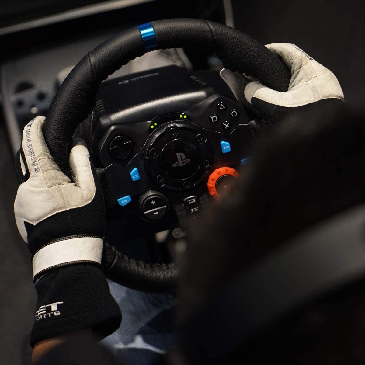 Logitech G29  Driving Force Gaming Racing Wheel with Responsive Pedals for PlayStation — image 3