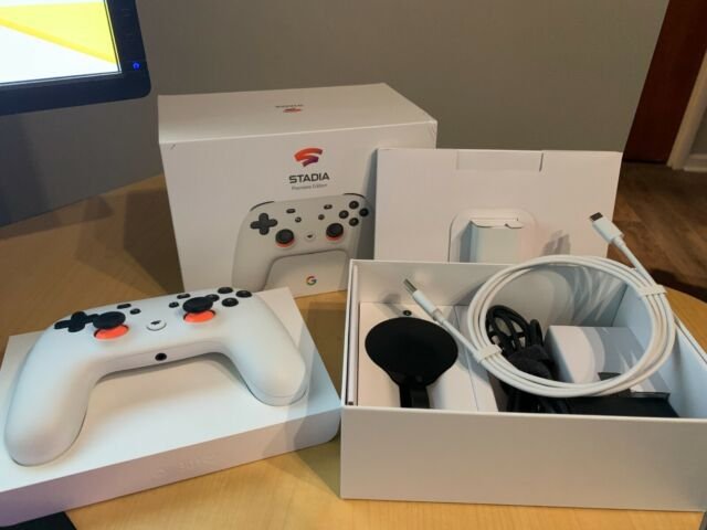 Stadia Premiere Edition Controller With Chromecast Ultra — image 5
