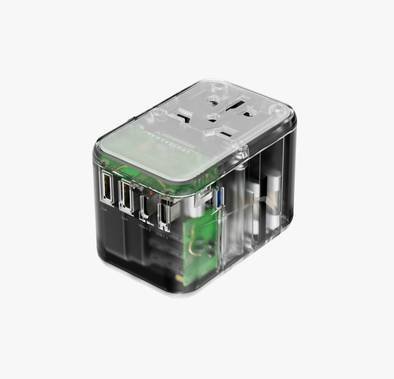 Powerology Universal Multi-Port Travel Adapter with 4 Type-C — image 2