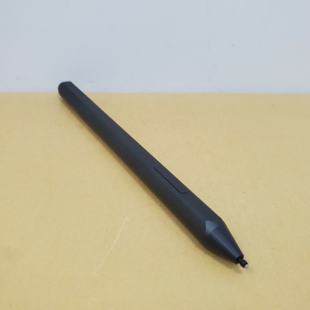 Microsoft Surface Pen Stylet Model 1776 — image 2