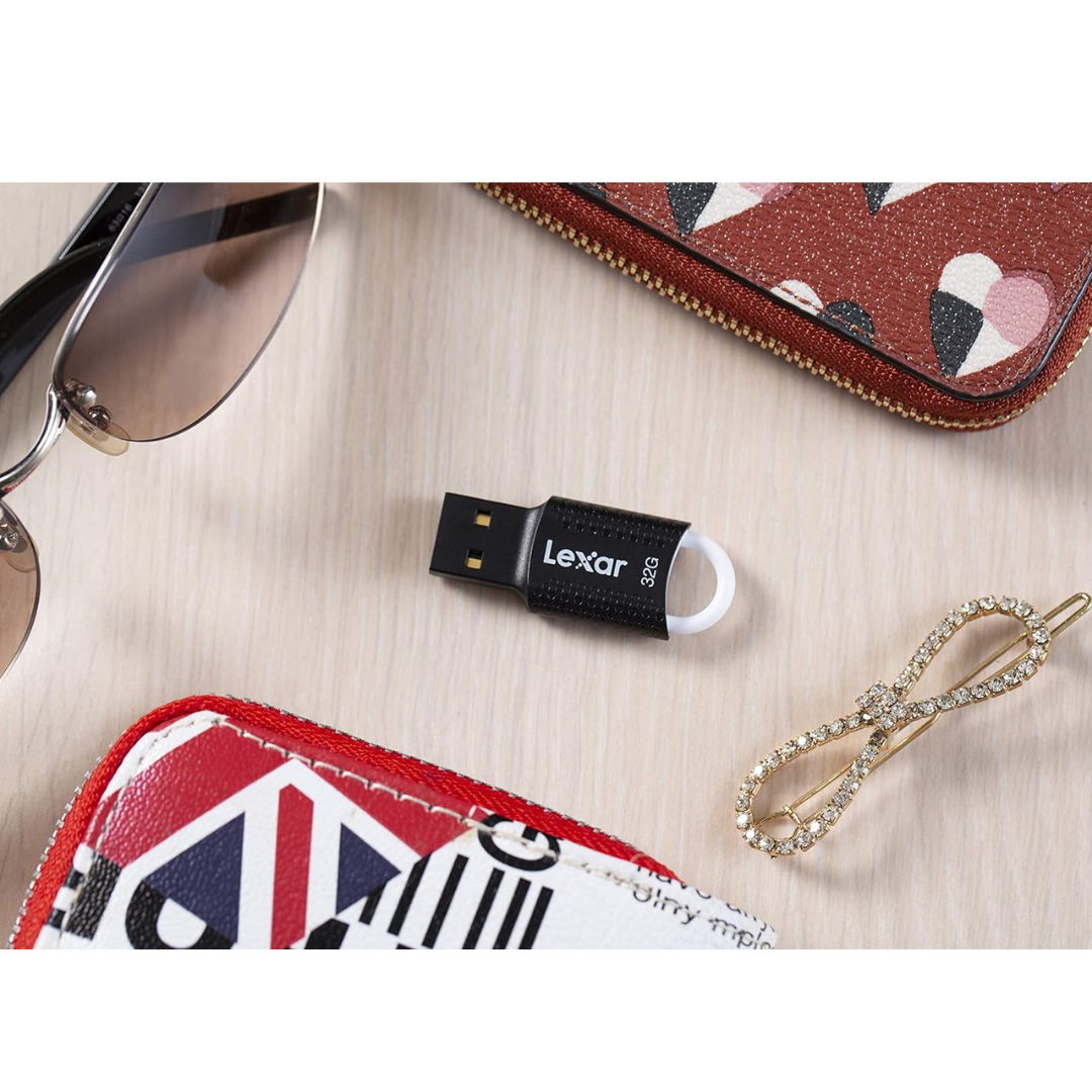 Lexar JumpDrive V400 Flash Drive USB 3.0 256GB, Black — image 3