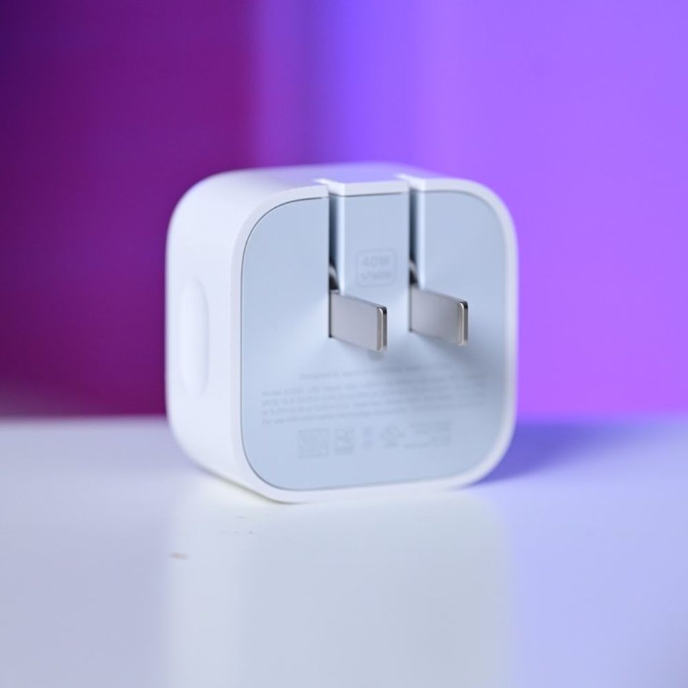 Apple Dynamic Power 40 with Max 60W Adapter A3353 — image 3