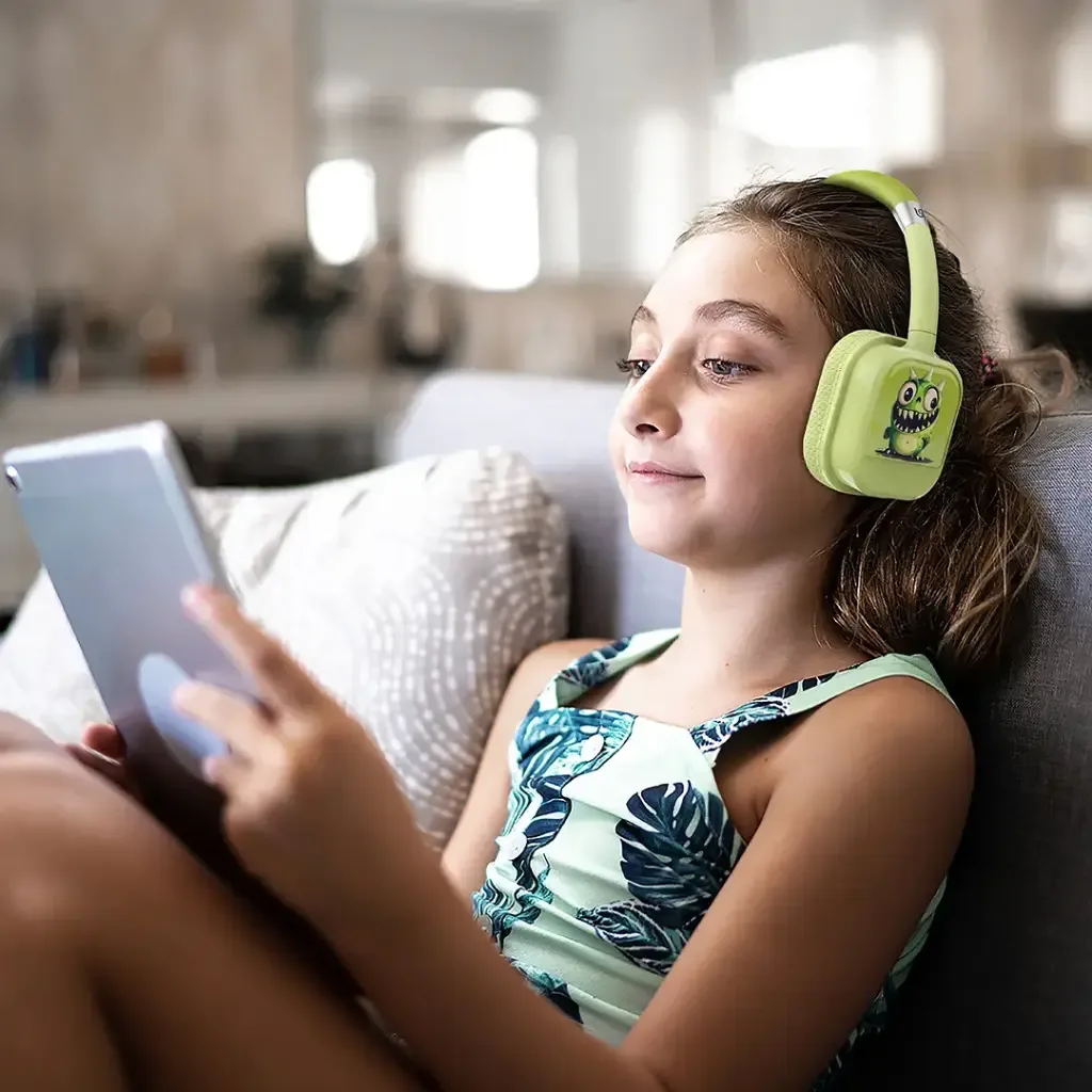 Porodo Soundtec Yotowave Kids Wireless Head Phone with Type C — image 3