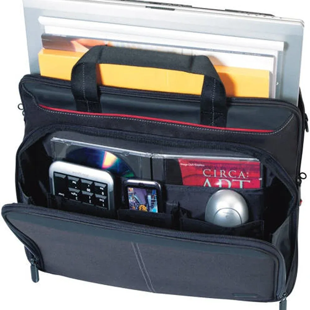Targus CN31 Classic 15.6-Inch Clamshell Laptop Bag — image 3