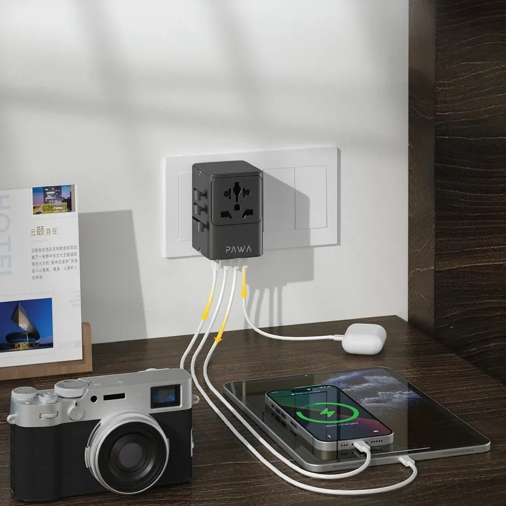 PAWA Universal Travel Charger 45W PW-TAUV4510-BK — image 2