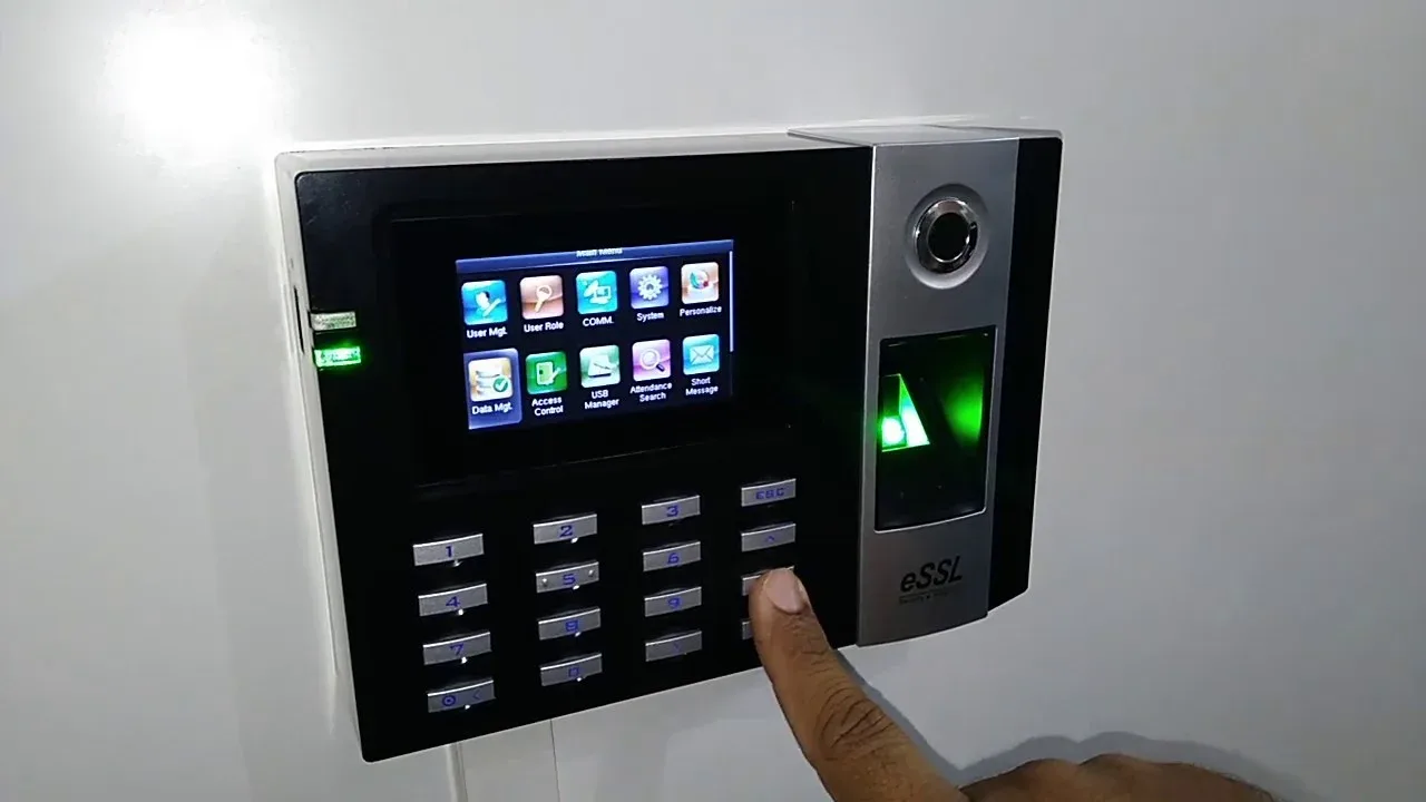 BioMax ESSL i9 C+ID Biometric Time Attendance Machine — image 3